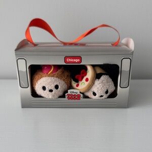 Disney Tsum Tsum - Limited Edition “Around the World” Chicago mini plush set